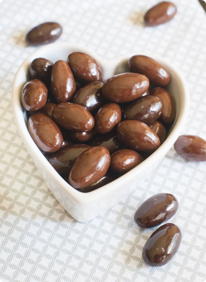 trader joe's chocolate covered almonds review