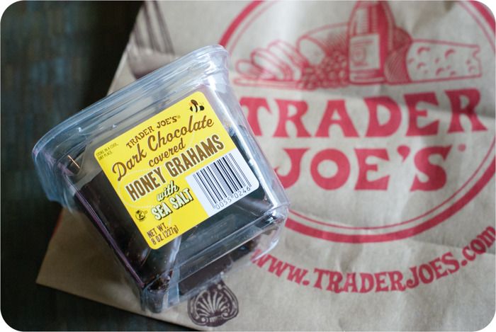 Trader Joe's Dark Chocolate Covered Honey Grahams with Sea Salt review : from a weekly Trader Joe's review series > http://bakeat350.blogspot.com/search/label/trader%20joe%27s