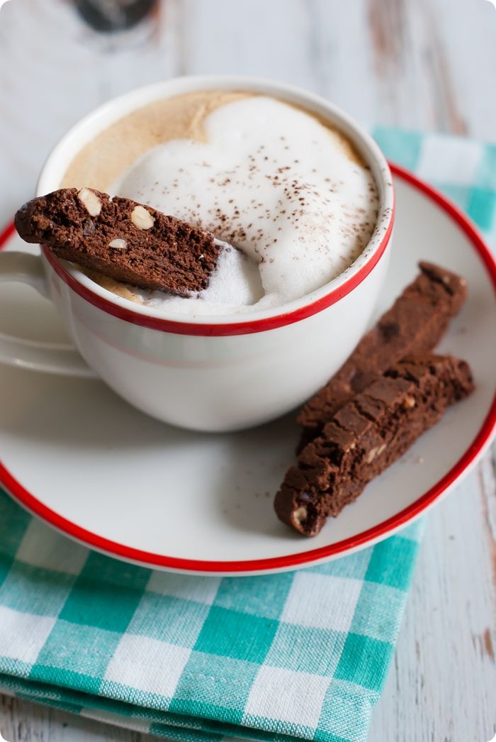 trader joe's mini chocolate hazelnut biscotti review #traderjoes 