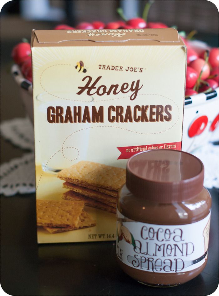 trader joe's honey graham crackers and cocoa almond spread review : weekly trader joe's dessert review series