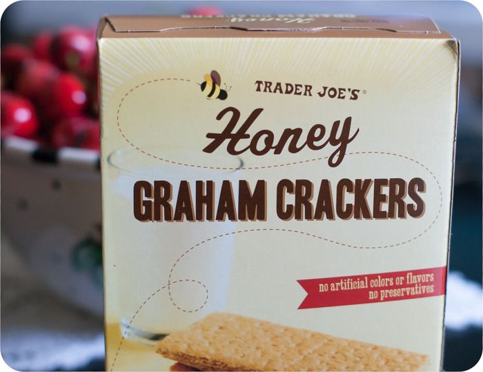 trader joe's honey graham crackers and cocoa almond spread review : weekly trader joe's dessert review series