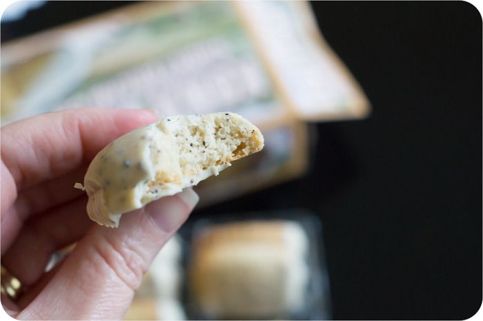 trader joe's kona coffee shortbread cookies review : part of a weekly review series of tj's desserts and treats