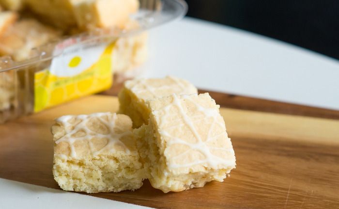 trader joe's super lemony lemon bites review : part of a weekly review series of tj's desserts and treats