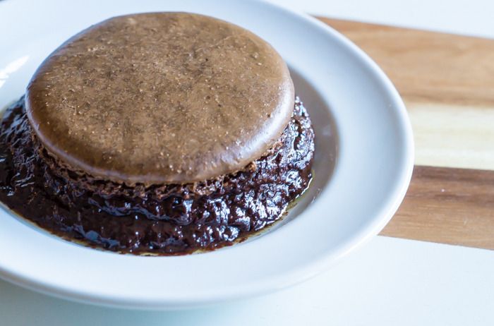 trader joe's molten chocolate macarons review : part of a weekly review series of tj's desserts and treats