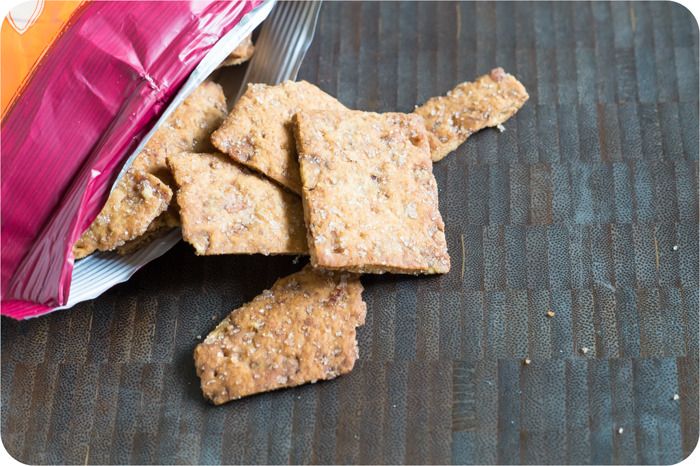 trader joe's pita crisps with cranberries and pumpkin seeds review : part of a weekly review series of tj's desserts and treats