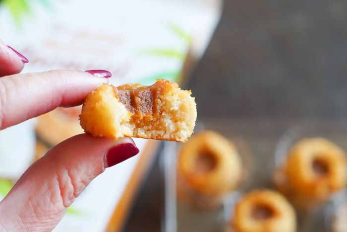 Trader Joe's salted caramel coconut cookies review