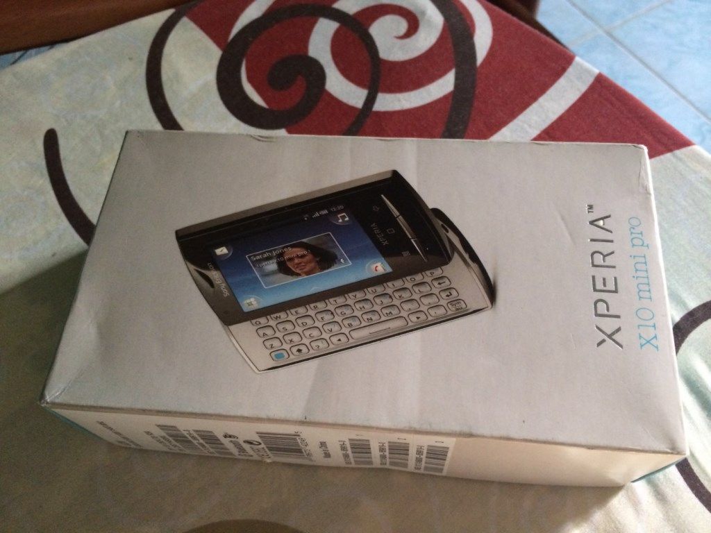 Bán nokia 6700 giá hạt rẻ & Sony X10 minipro Fullbox - 1