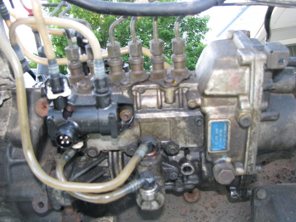 Mercedes e300d injector pump #5