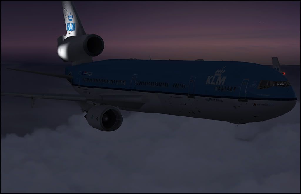 KLM785-36.jpg