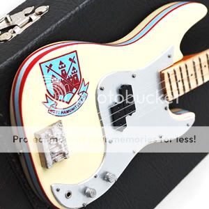 Miniature Guitar Steve Harris Iron Maiden Bass + Case  