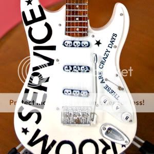 Miniature Guitar Brian Adams Room Service Strat  